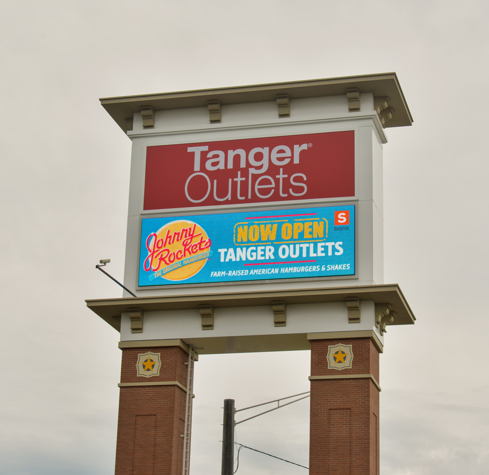 Tanger Outlets