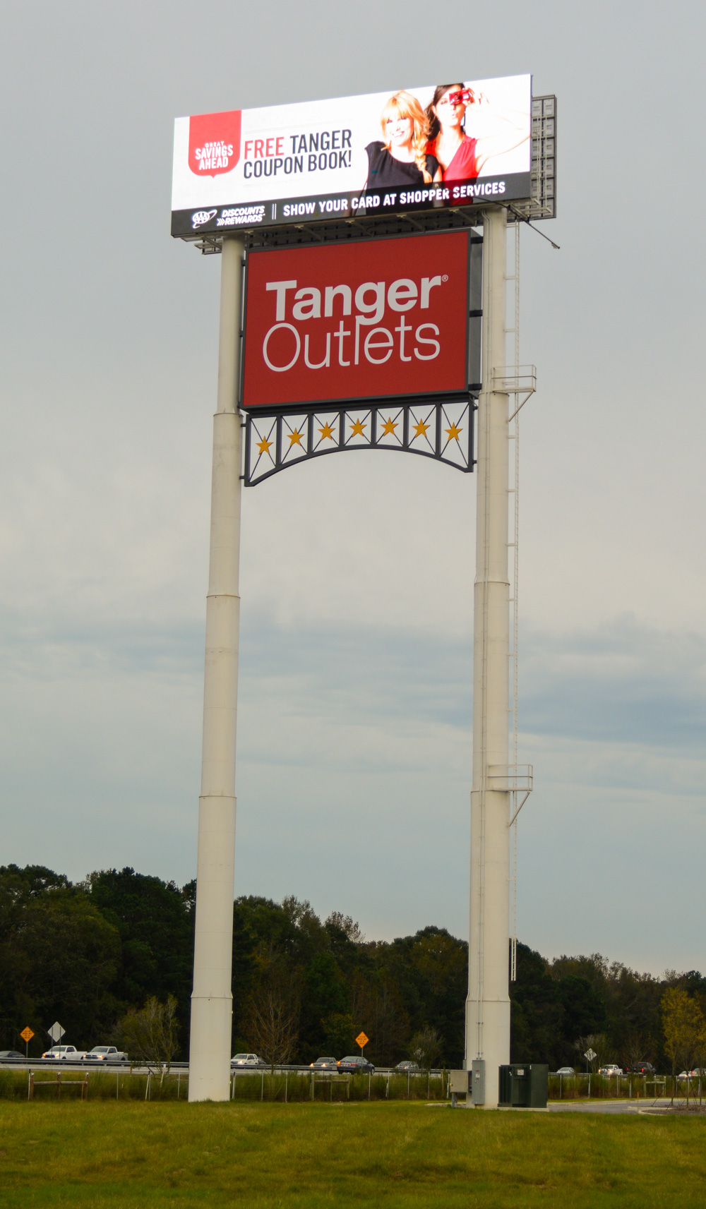 Tanger Outlets